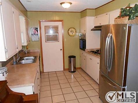 4th image of 2401 14th St