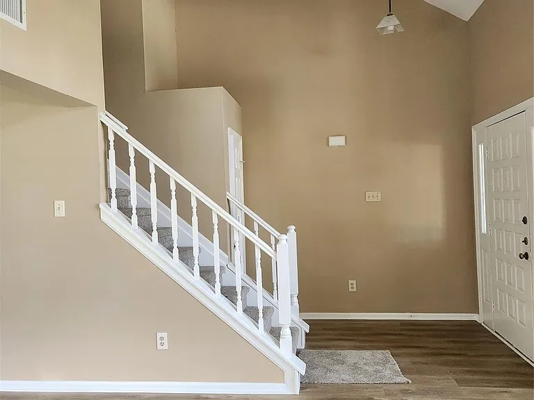 14562 Oak Chase Dr — Photo 10