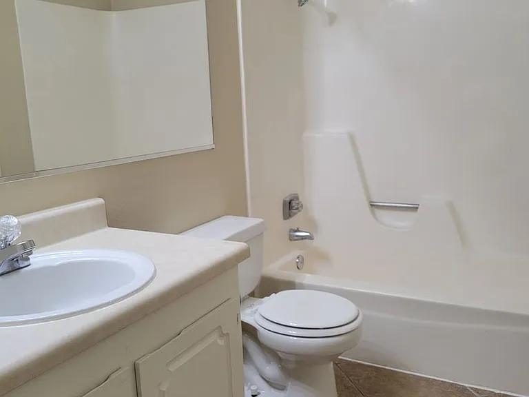 2206 Coach Dr — Photo 14