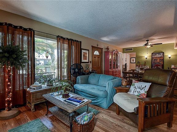 4th image of 1739 Kenilworth Dr