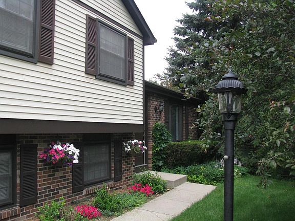 3rd image of 1121 Acillom Dr