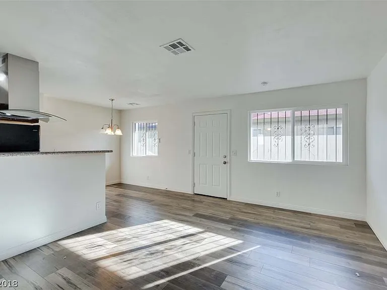 1840 Harding St #1 — Photo 3