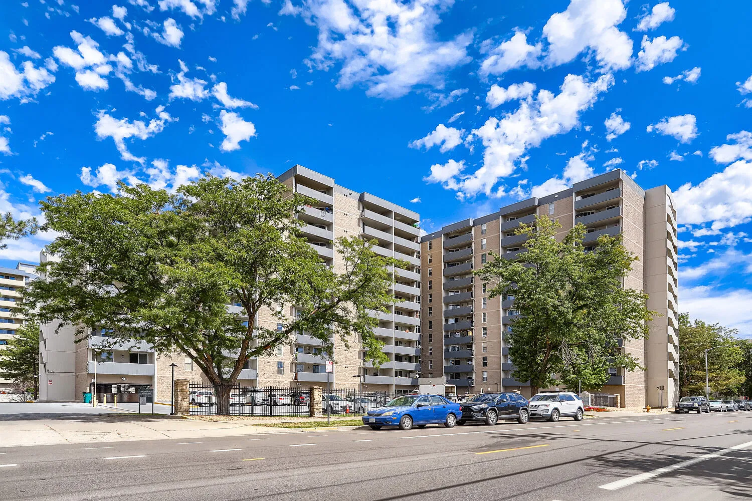 2 bed, 873 sqft, $1,500 — Photo 1