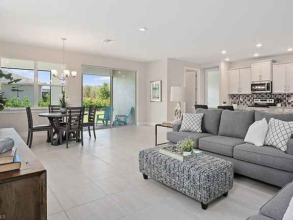 5th image of 16582 Crescent Beach Way