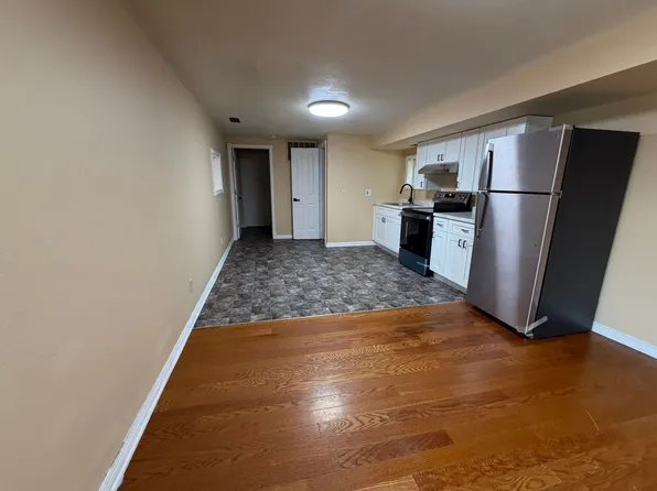 1924 Clay Street, 1924 Clay St APT B, Saint Joseph, MO 64501
