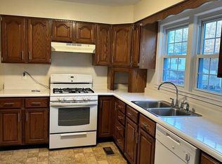 1777 Arlington Blvd, Huntington, WV 25705