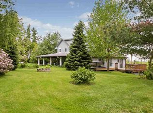 5436 210th St NE, Solon, IA 52333