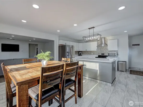 2331 NW Columbia Avenue, East Wenatchee, WA 98802
