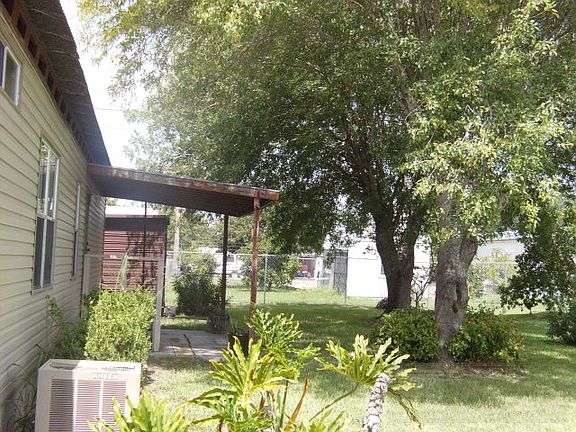 4th image of 617 E Palmera Dr