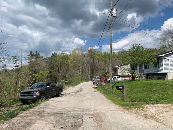 5th image of 303 Terrace Dr