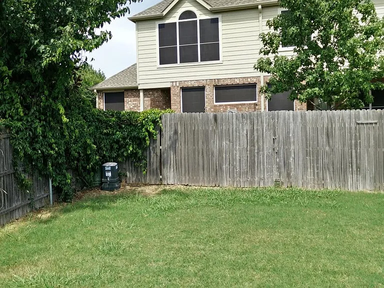 2700 Jennie Wells Dr — Photo 22