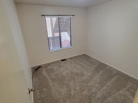 5th image of 6893 S Countrywoods Cir APT B