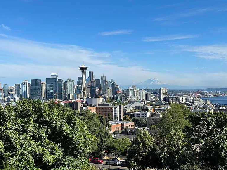 Nearby Kerry Park view of Seattle.