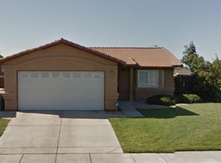 92 Barcelona St, Merced, CA 95341