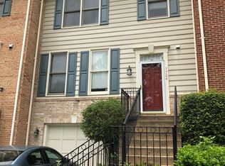 7704 Hickory Glen Way, Springfield, VA 22153