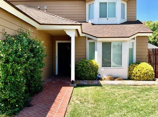 32029 Green Hill Dr, Castaic, CA 91384