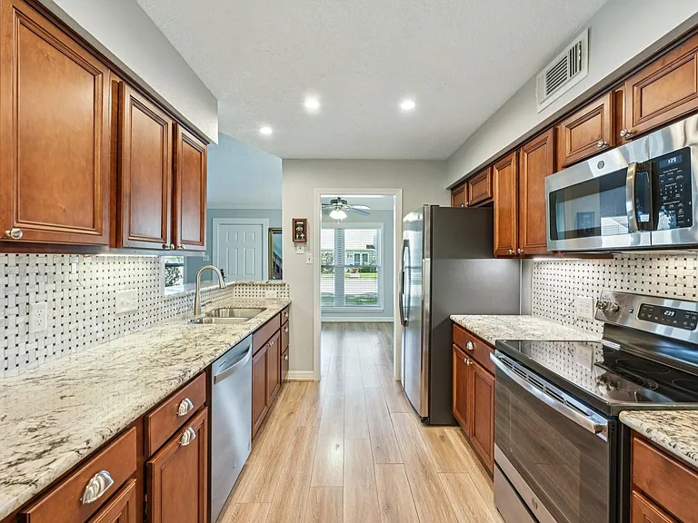 64 Hideaway Dr — Photo 9