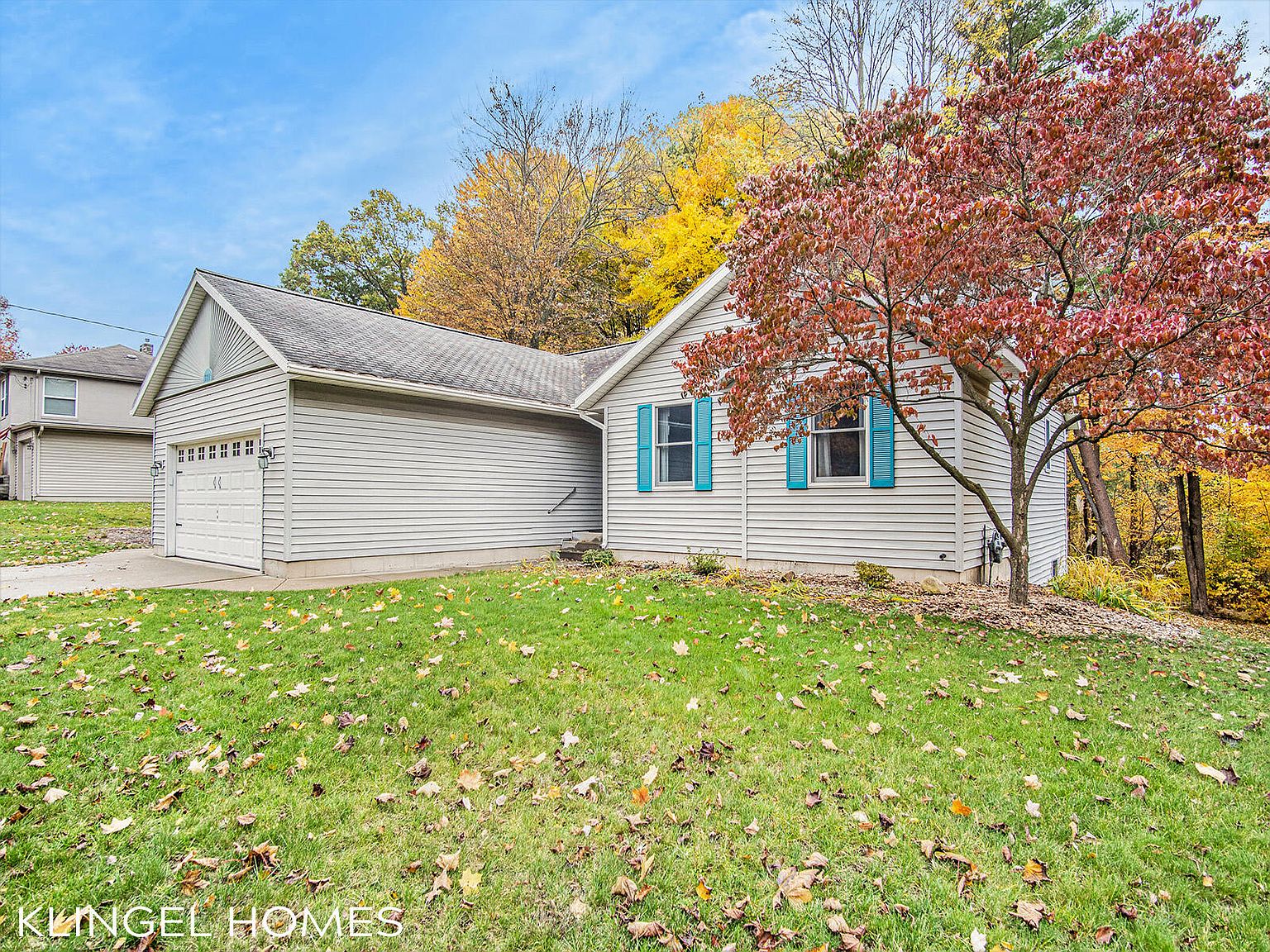 391 W Park St, Fruitport, MI 49415 Zillow