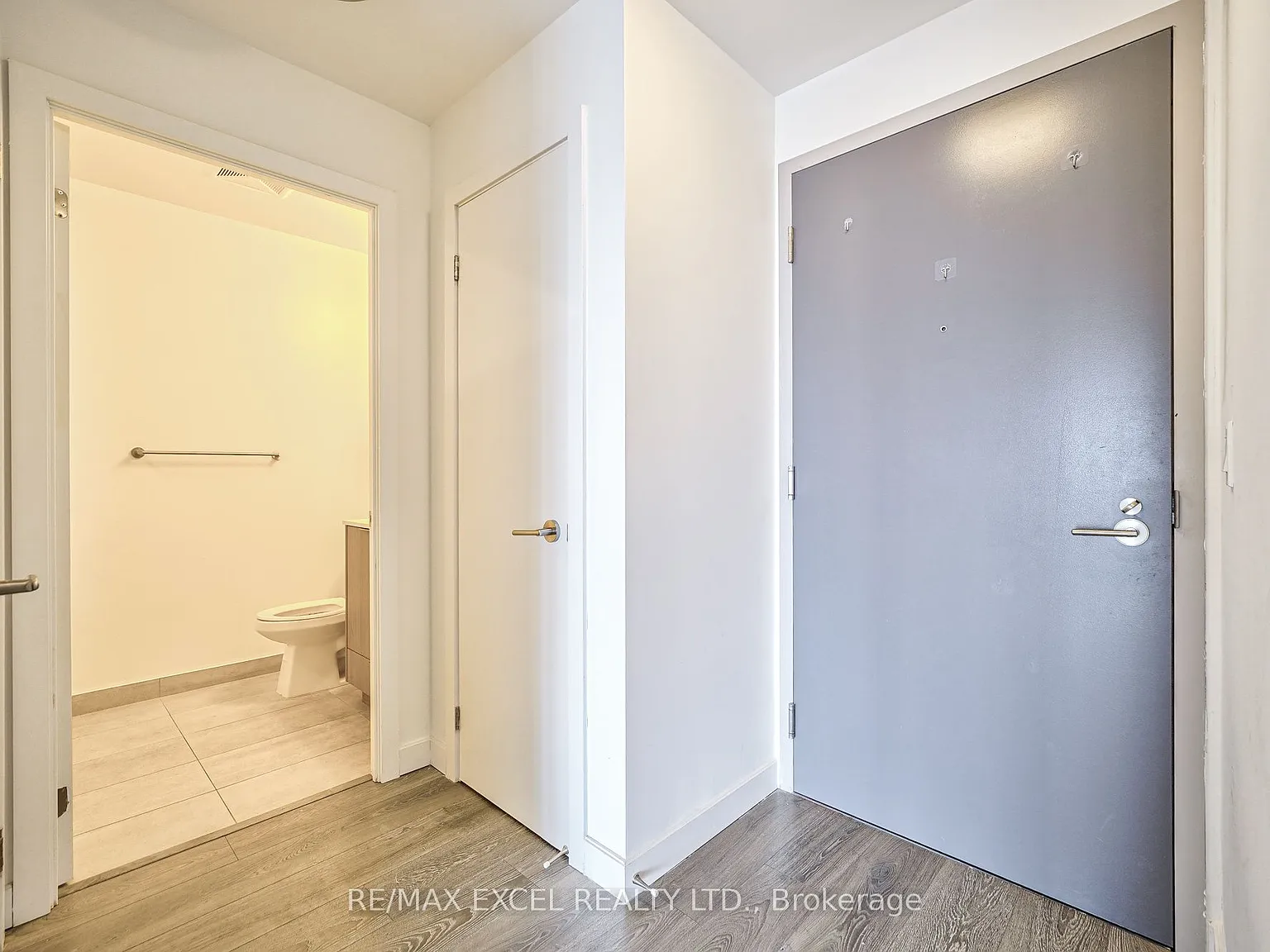 2 bed, $2,500 — Photo 4
