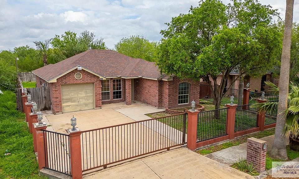 1st image of 8405 S Morelos