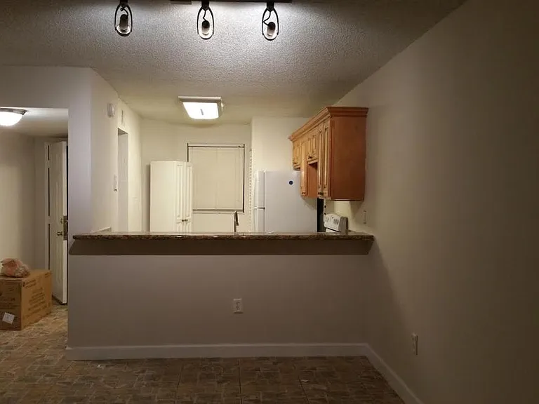 9938 Nob Hill Ln — Photo 2