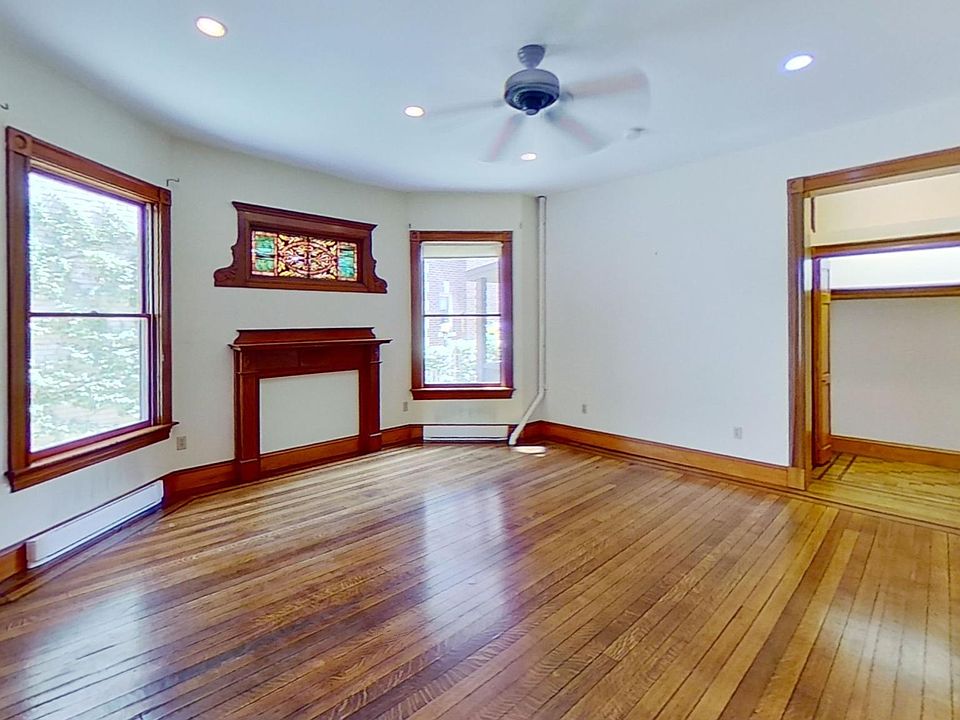 2nd image of 59 Garfield St #E5