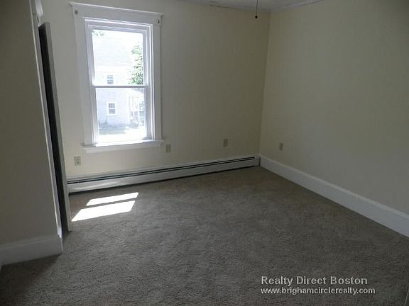 3rd image of 246 North St #2