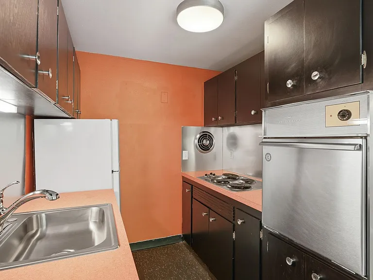 JanTun Apartments — Photo 8