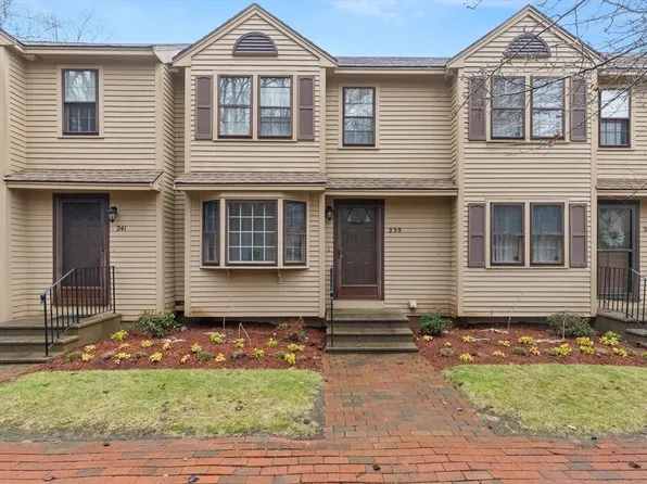 239 Morgan Dr, Haverhill, MA 01832