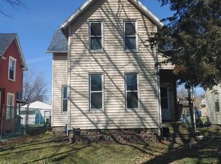 2020 Dixwell St, Davenport, IA 52802