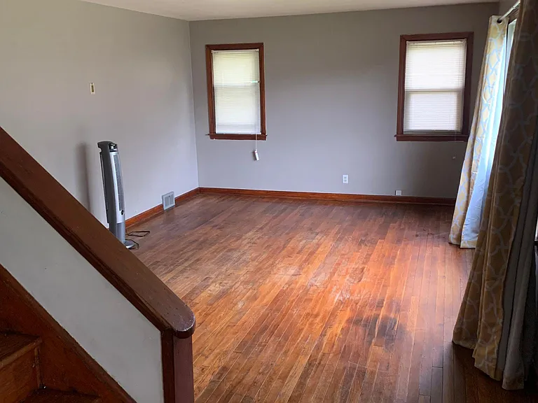 210 Bouquet Ave — Photo 1