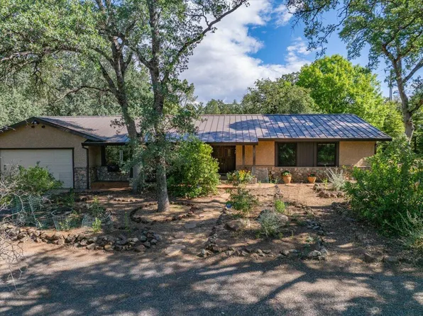 21880 Oak Meadow Rd, Palo Cedro, CA 96073
