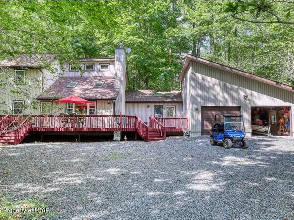 223 Outer Dr, Pocono Lake, PA 18347