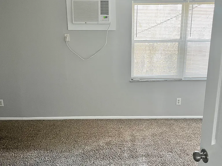 310 Watauga Dr #9 — Photo 10