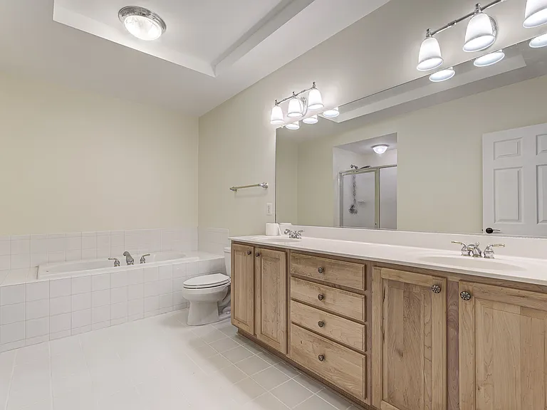7119 Mason Grove Ct — Photo 45