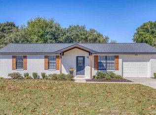 3482 Willow Ln, Gulf Breeze, FL 32563
