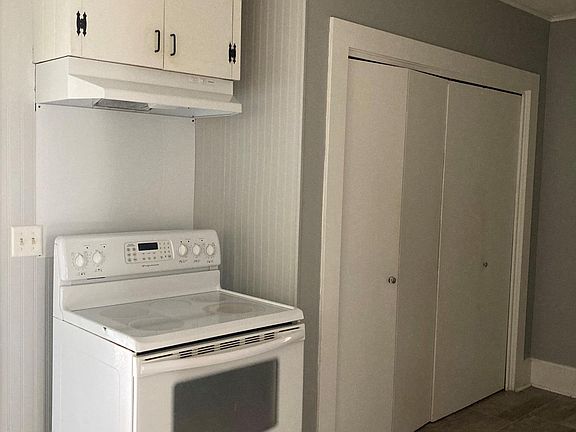 Glass top stove and large pantry