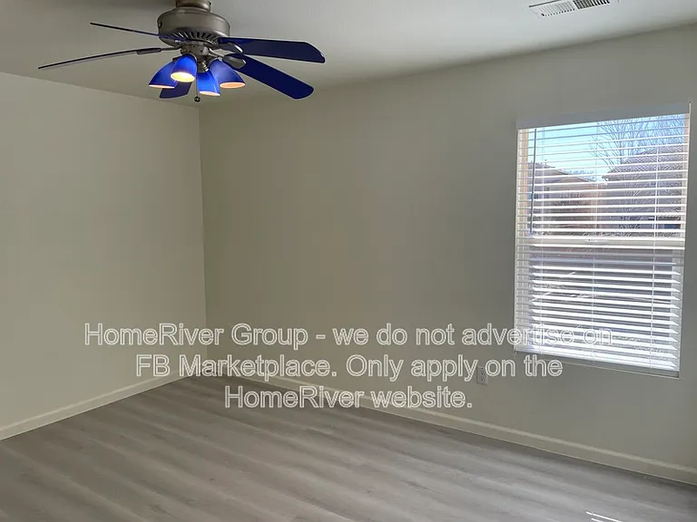 1100 Diamondback Dr NE — Photo 13