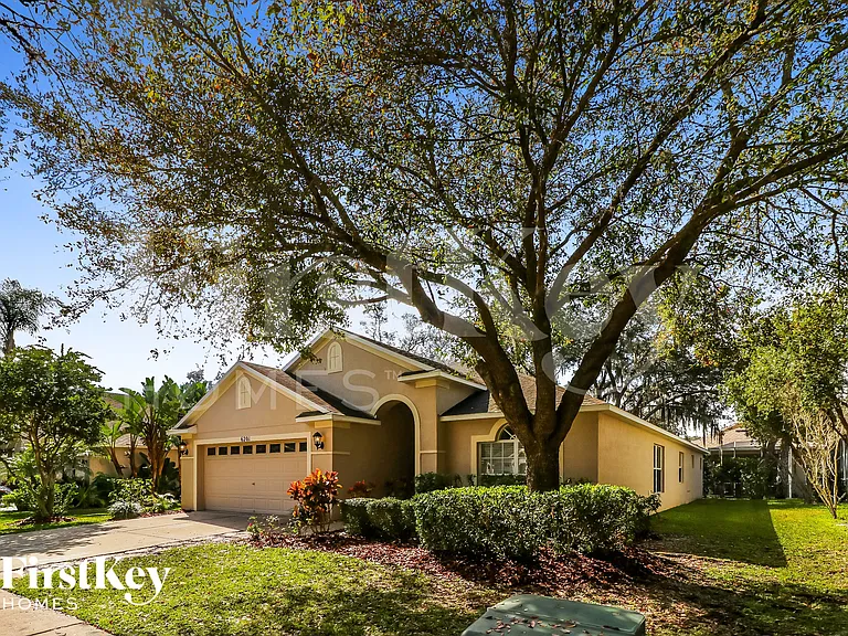 6201 Gannetdale Dr — Photo 2
