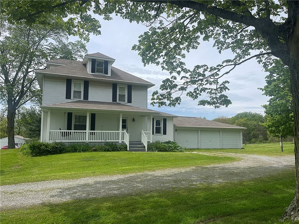 1st image of 1055 E Lake Rd