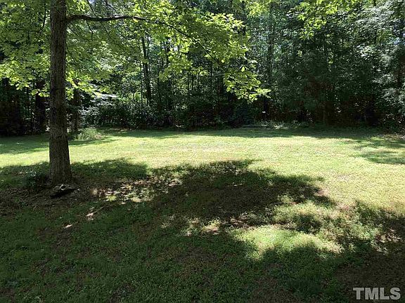 5th image of 2737 Lynndale Ct