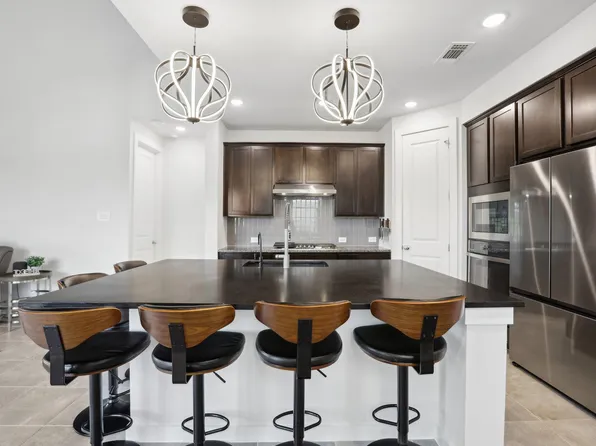 8119 Purple Aster Pass, Lago Vista, TX 78645