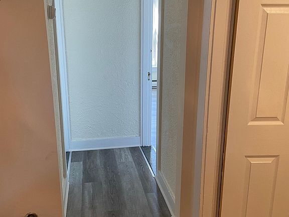 4th image of 16 Bells Ct Floor 3