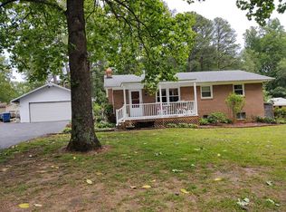 395 Nobles Rd, Paris, TN 38242