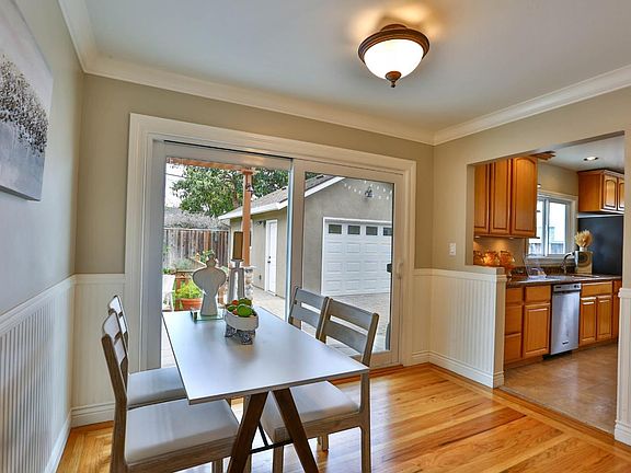 4th image of 1448 Norman Ave