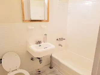 Rented by Really NY LLC