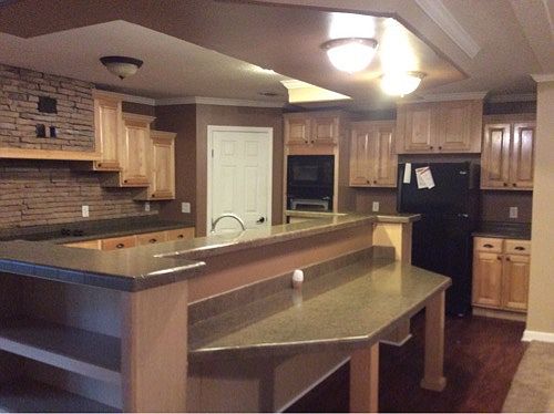 4th image of 114 Elaine St