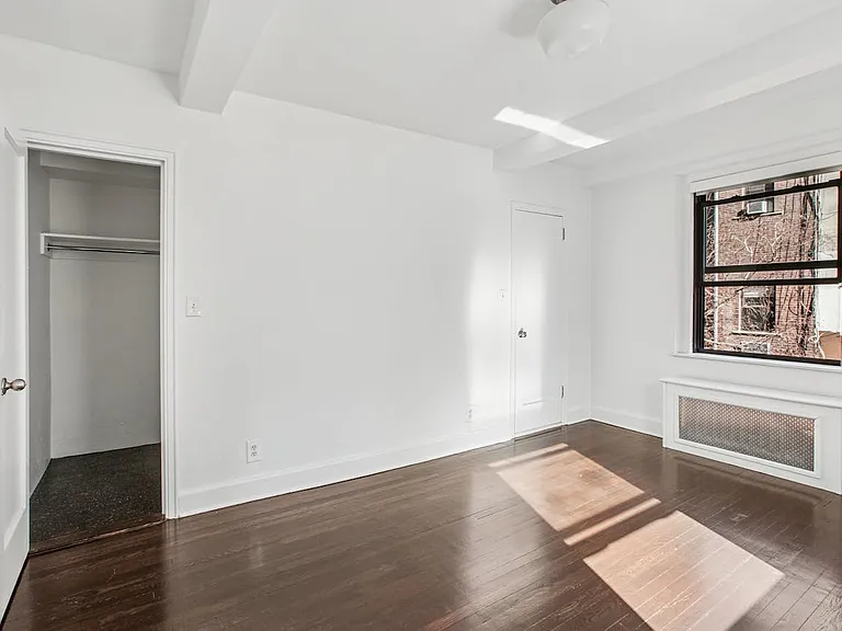 253 W 72nd St #503 — Photo 14