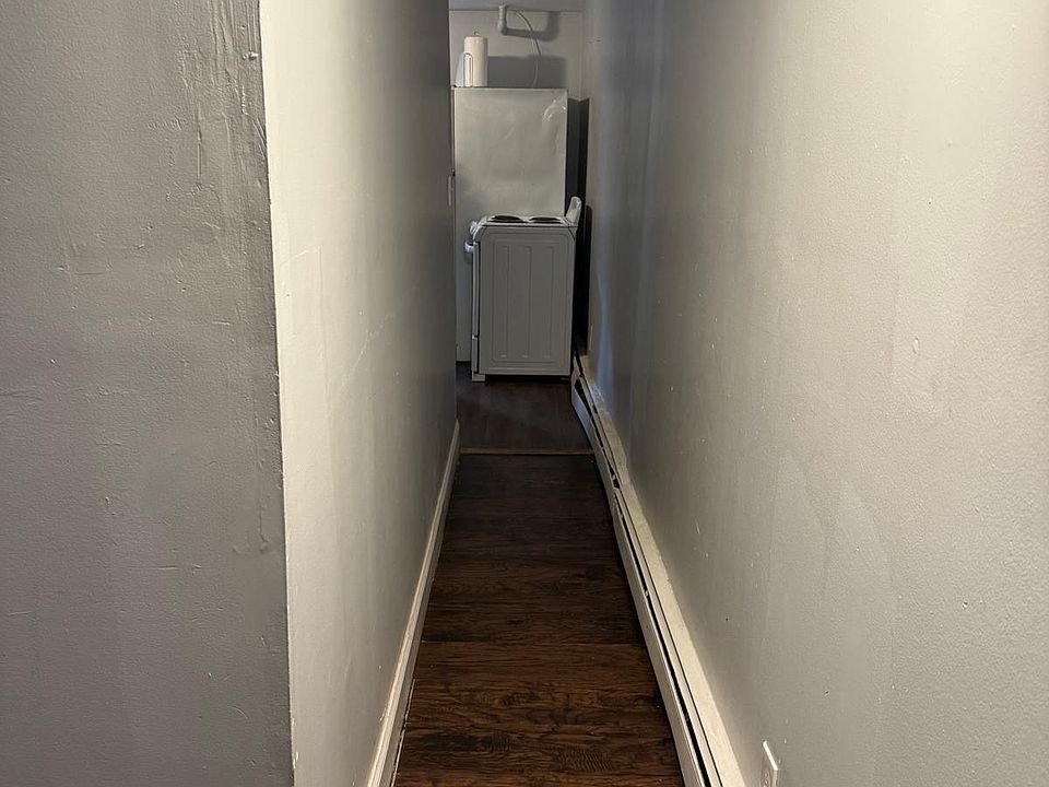 1st image of 120 Highland Ave APT B