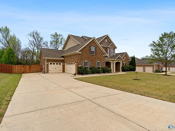 2nd image of 113 Sougahatchee Dr